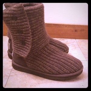 Size 7 ugg boots